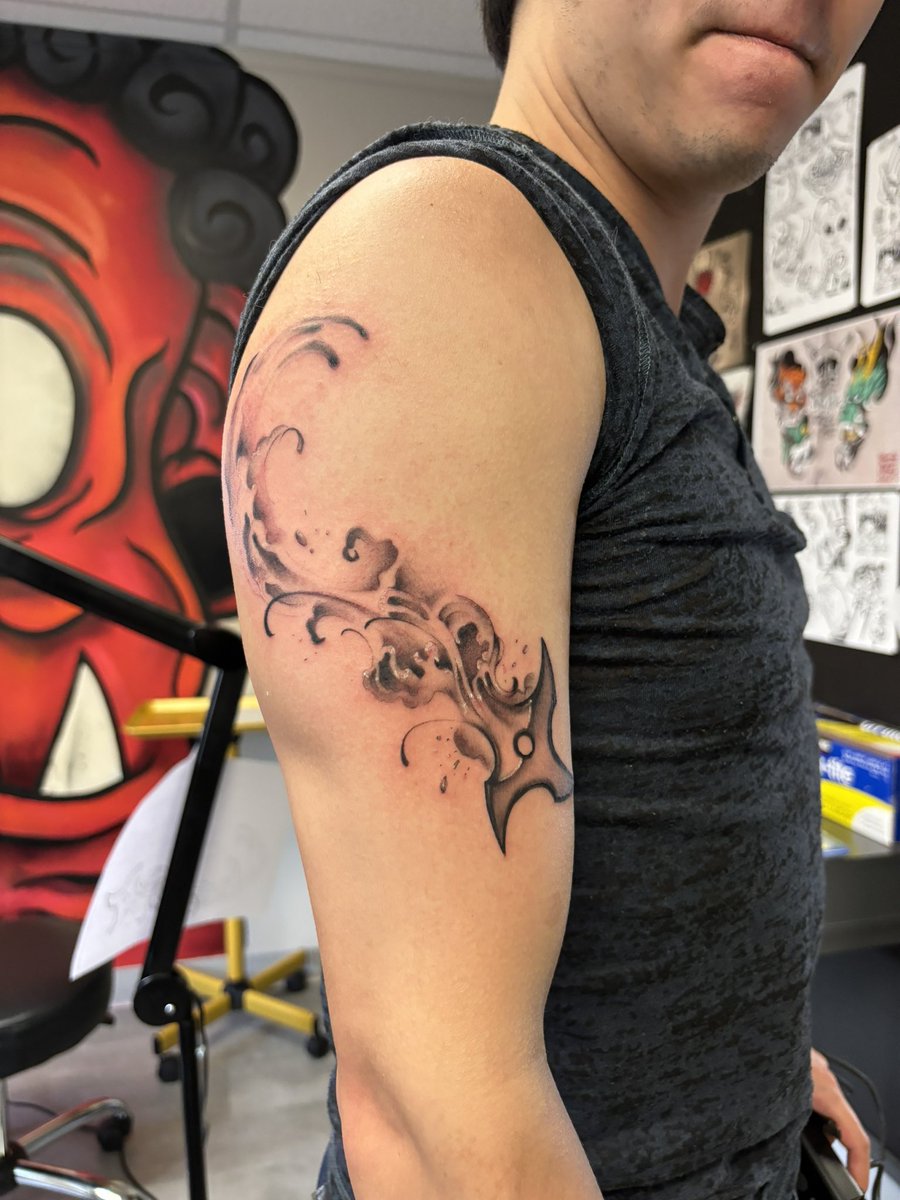 UltimateKaps's tweet photo. Sup gamers what we think of the tatt https://t.co/wYrWh53L7D