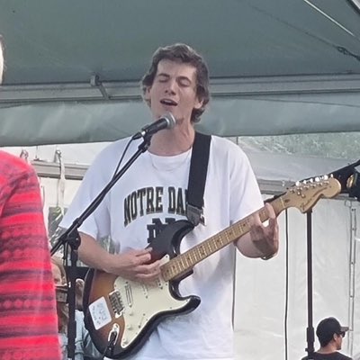 #NewProfilePic hey guys I’m still doing music
