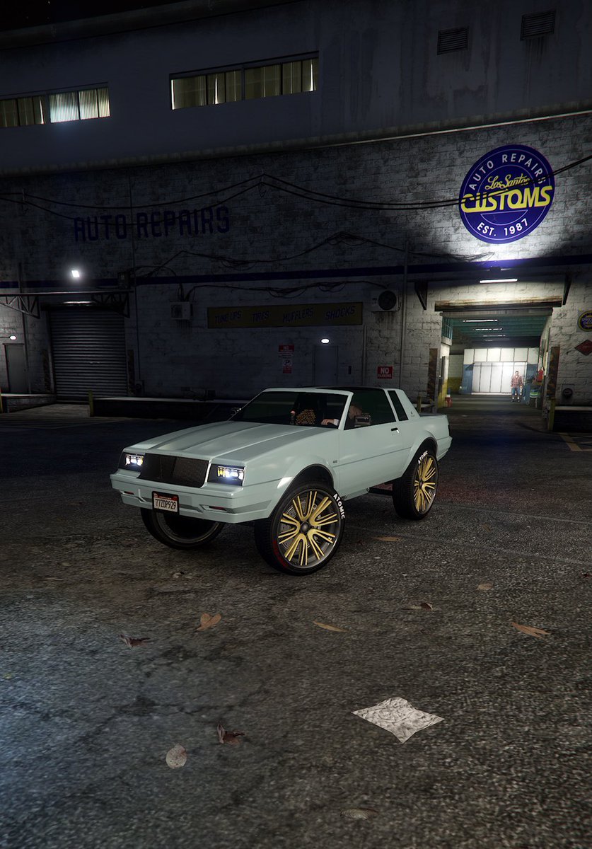 BossRay29's tweet image. Goop gang riding round w 50s don’t forget the piper you get slimed like nick no Dan Schneider #GOOPCITYBLENDERBOYZ