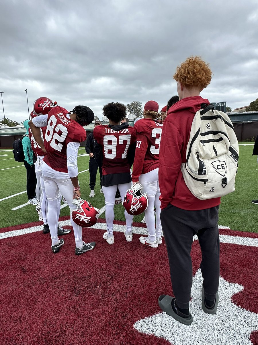 Thank you @StanfordFball For having me out for y’all’s Spring practice. I had a great time talking to players and connecting with coaches. I would really like to thank Coach Agnew (@M_80lane ) for giving me this opportunity. Special thanks to @coachH2bwill For making this all…