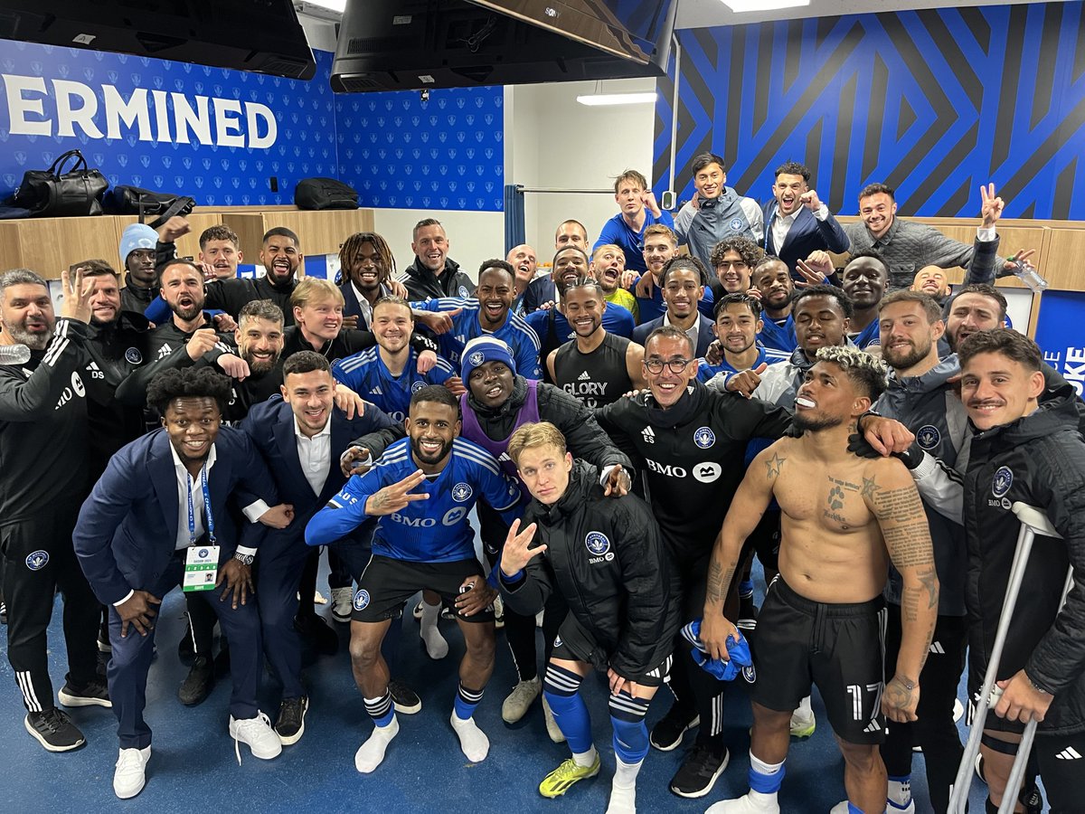 cfmontreal's tweet photo. 💙👊 https://t.co/HScSSZjYg8