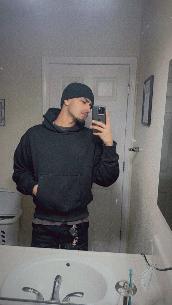 BasedOutZay's tweet image. Type shit