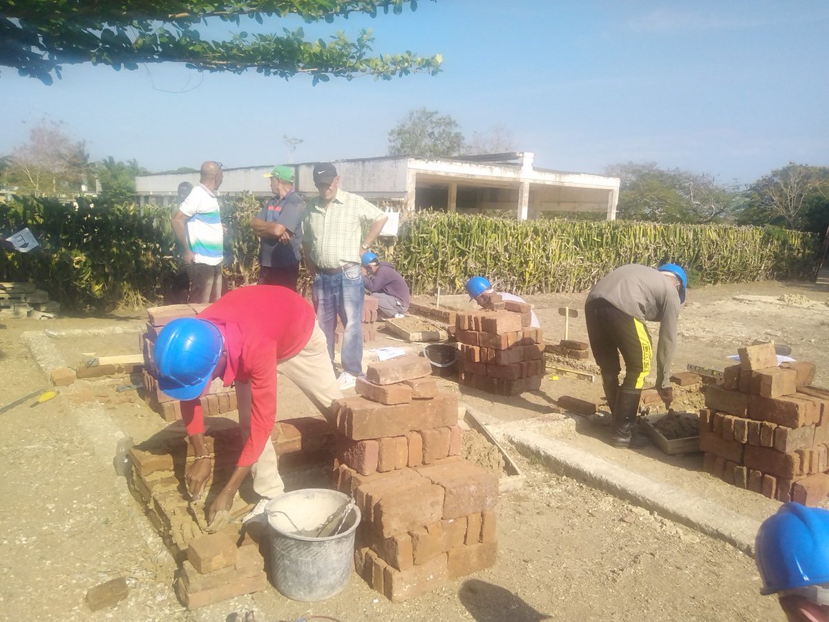 cortesida28's tweet photo. IPA Manifiesto de Montecristi, arrasó con el podio en la Vlll Feria Provincial Docente Agroindustrial y Competencias de Habilidades. Alzándose con el primer puesto en #Agronomía, #Veterinaria, #Mecanización, #Construción, #Contabilidad y #Elaboración de Alimentos @draysdecuba1 https://t.co/uu3IPWF6l4