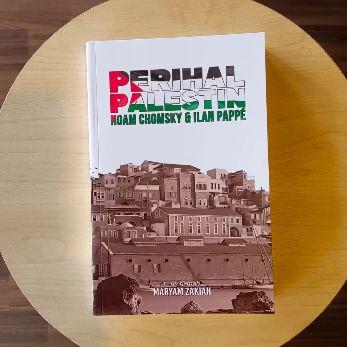 "Pembasmian etnik menjadi motivasi utama dalam polisi-polisi Israel selama ini bukan sahaja terhadap orang Palestin tetapi juga terhadap jutaan orang Yahudi yang dibawa daripada negara-negara Arab dan Islam."

- Ilan Pappé