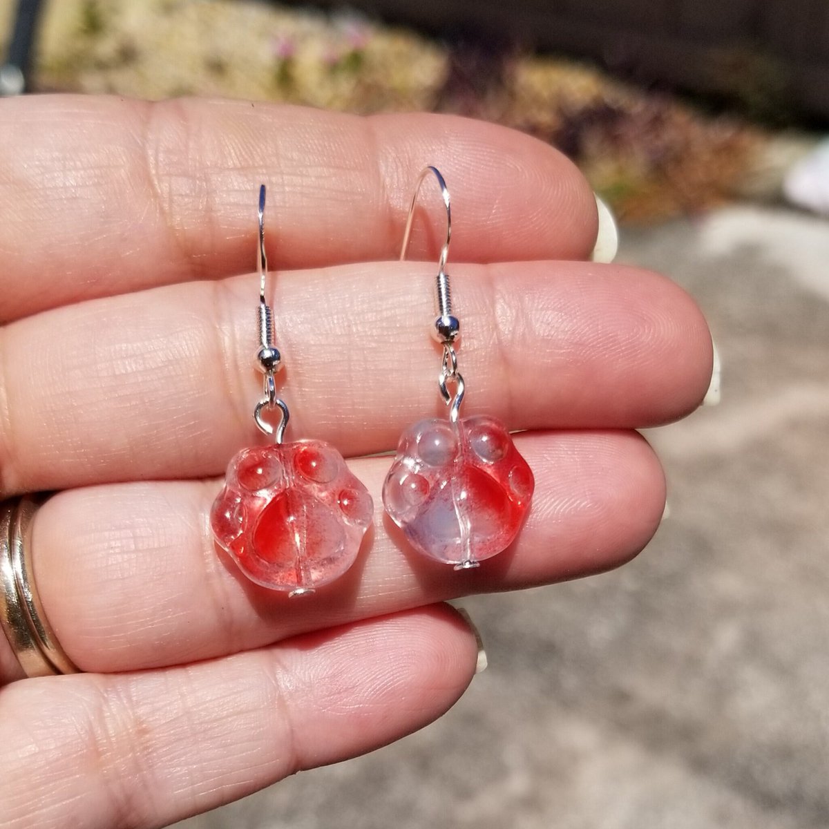 Glass Paw Print Earrings, Paw Earrings, Cat Paw Earrings #jewelry #earrings #paw #pawprint #pawprints #toebeans #catpaw #catpaws #cat #cats #catslover #handmadejewelry #giftsforher #Mothersday #Mothersdaygifts #Etsy etsy.me/49vYTyZ via @Etsy