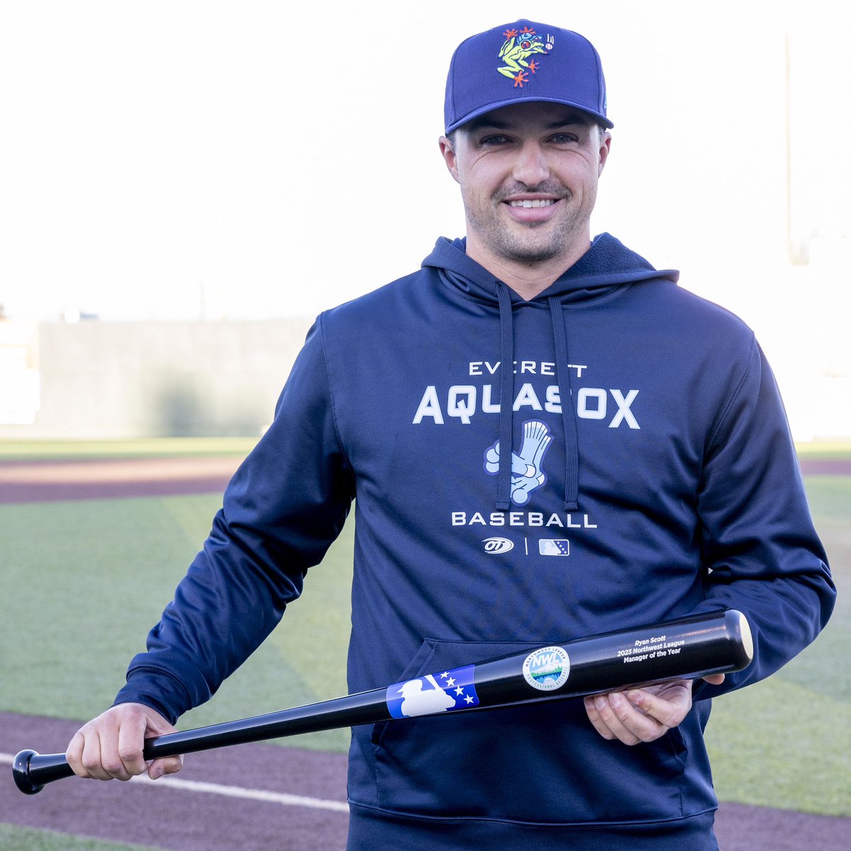 EverettAquaSox's tweet photo. Our very own Ryan Scott was named the 2023 Northwest League Manager of the Year! In his inaugural season as Manager of the AquaSox, Ryan led the Frogs to a Northwest League Championship appearance and a 74-58 record. 

Congratulations @IAmRyanScott! 🎊 

📸 @emorudphoto https://t.co/E2JmuOYZ8K