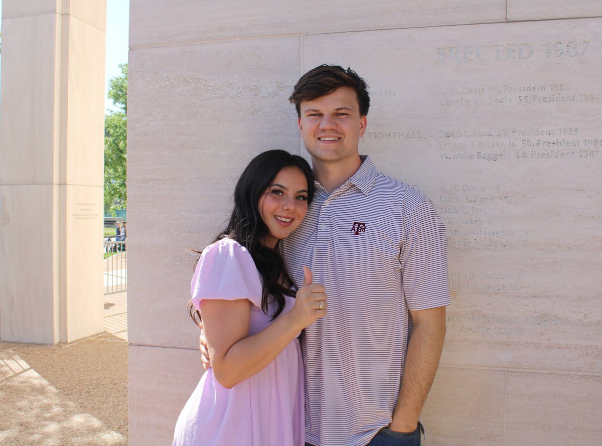 sweetbethlehem's tweet photo. They earned it! #AggieRing💍

Congratulations to these future petroleum engineers! 𝗧𝗵𝗲𝘆 𝗕𝗧𝗛𝗢 𝟵𝟬 𝗵𝗼𝘂𝗿𝘀, 𝗮𝗻𝗱 𝗮𝗿𝗲 𝗻𝗼𝘄 𝗮 𝗹𝗶𝗳𝗲𝘁𝗶𝗺𝗲 𝗼𝗳 𝗯𝗲𝗶𝗻𝗴 𝗮 𝗙𝗶𝗴𝗵𝘁𝗶𝗻' 𝗧𝗲𝘅𝗮𝘀 𝗔𝗴𝗴𝗶𝗲! @AggieNetwork

@raveniizabeilll l @TAMUEngineering l #GigEm👍 https://t.co/D4wVydB35r