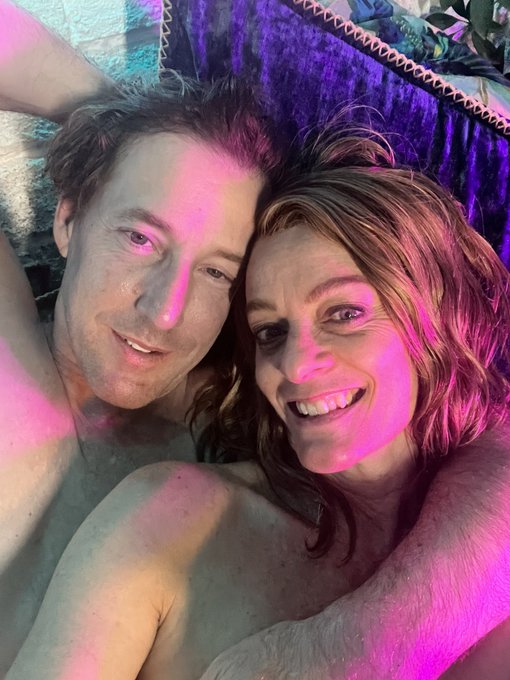 Happy Saturday. Let&rsquo;s play! Join us now on Chaturbate. https://t.co/aC9287jD8q