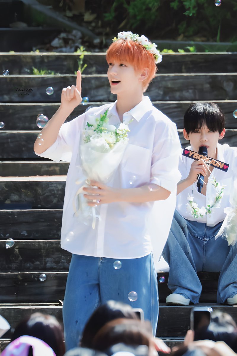 1205_Adam's tweet photo. 240414 SBS FM

🫧🫧

#수빈 #SOOBIN #スビン
#TOMORROW_X_TOGETHER 
#투모로우바이투게더 https://t.co/l2pTiR0dTD