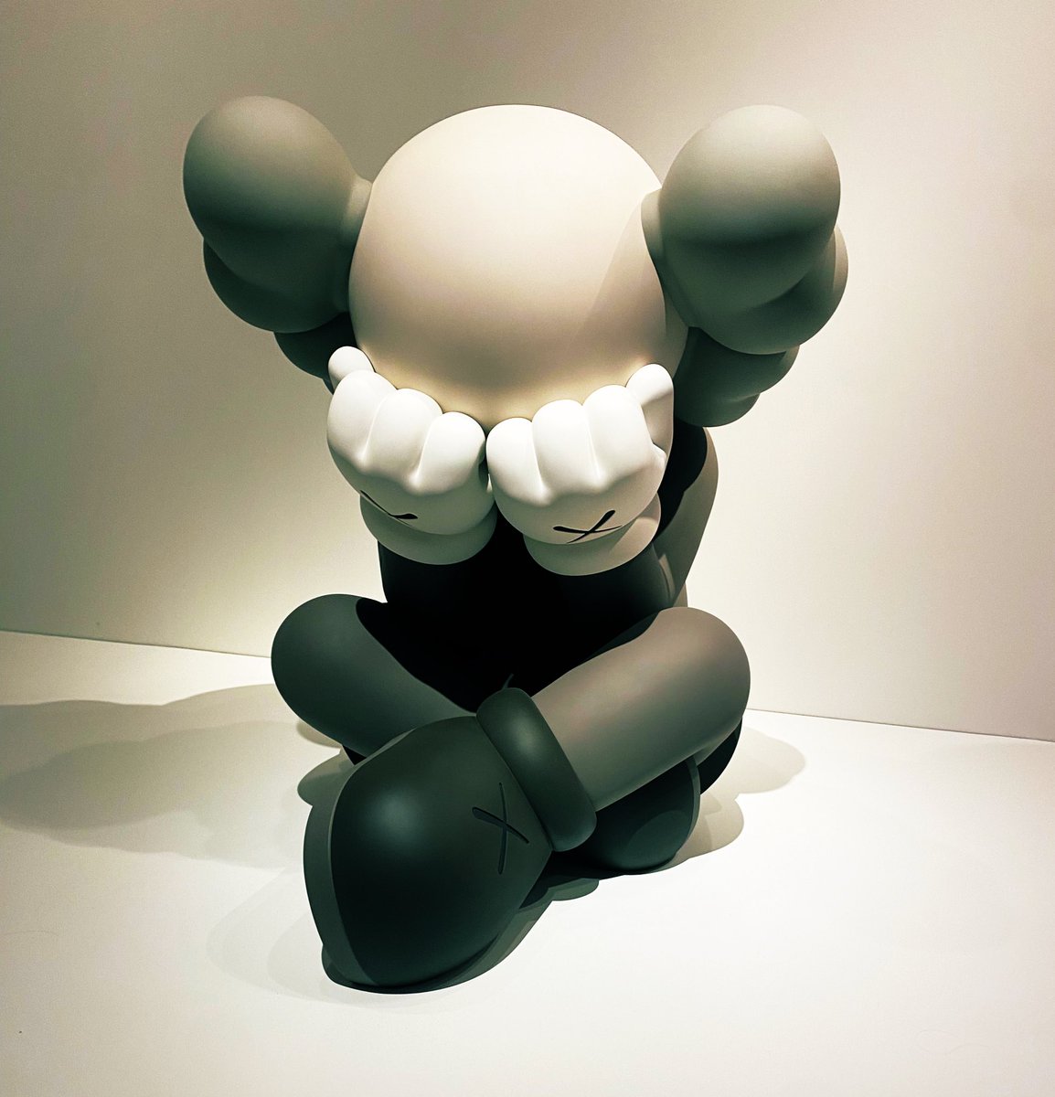 jaesasm's tweet photo. KAWs Exhibit Visit &amp; selected paintings - from couple of months ago https://t.co/gXVD1NEy5T