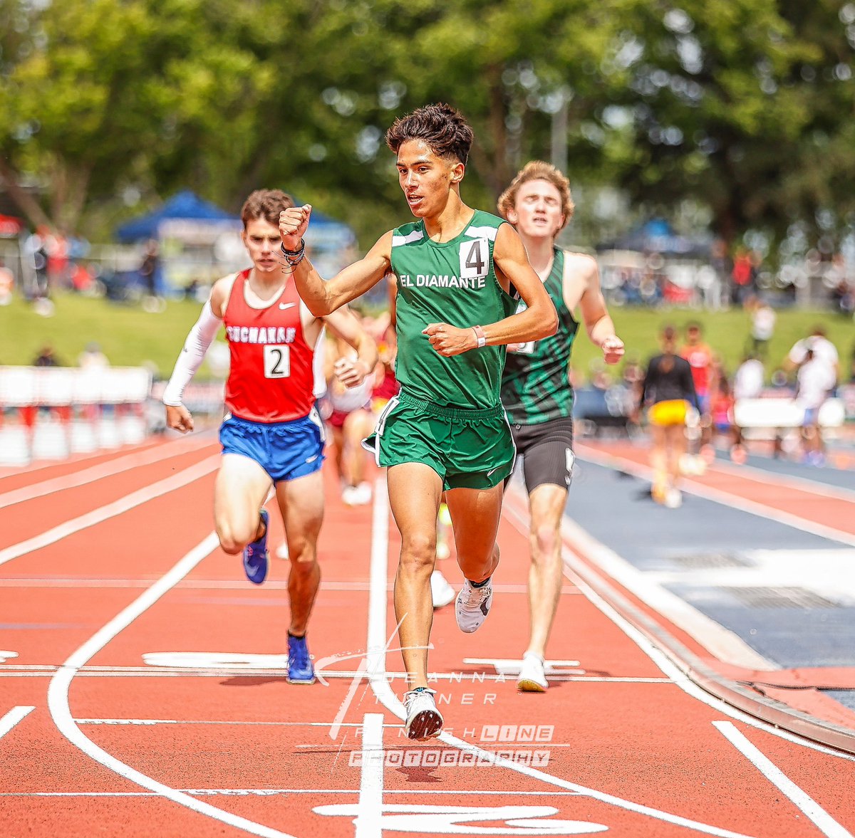 Some snaps from the West Coast Relays today( until the weather turned). 📸images will be on my site soon. Link in bio. @CAMPOTRACKANDXC @buchanantrack @CenGrizzlytrack