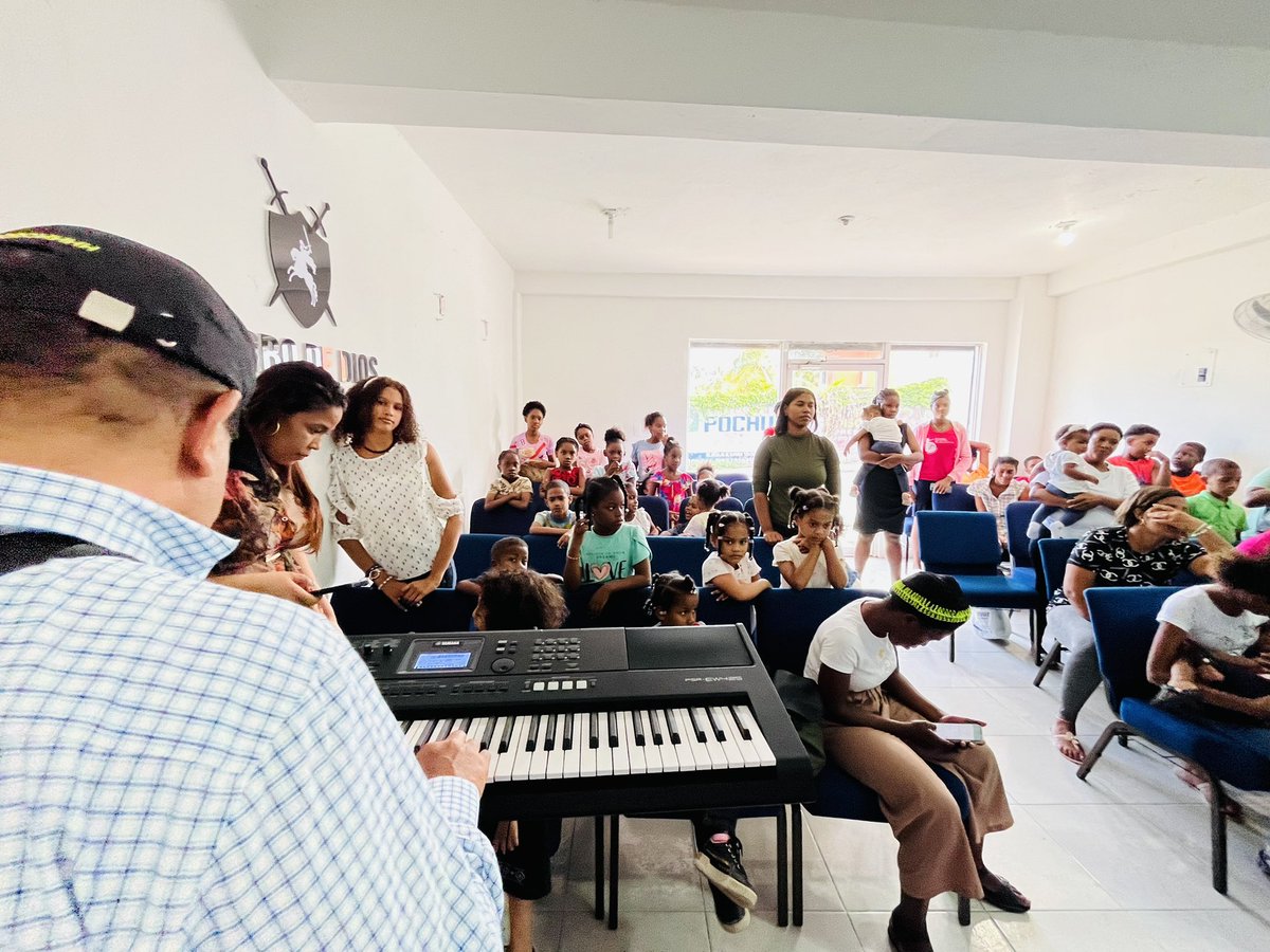 95NORTE's tweet photo. Aprendiendo historias cantando!

Al enseñar a un niño, no solo les proporcionamos conocimientos y habilidades, sino también les damos las herramientas necesarias para enfrentar los desafíos del futuro y prosperar en la vida. Es una inversión invaluable en su desarrollo. #95norte https://t.co/0D6lVLpybT