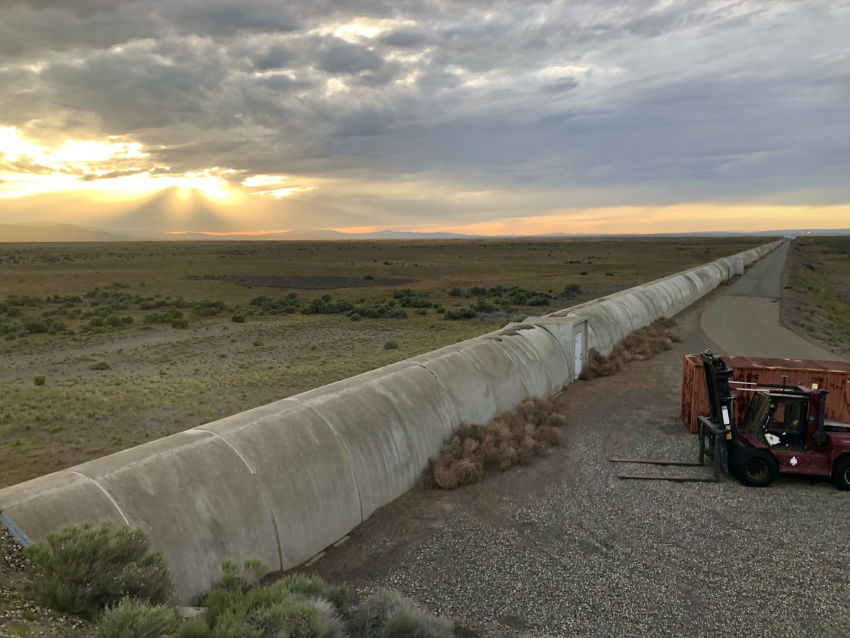 LIGOWA's tweet photo. With O4b starting Wed, #LIGOVirgoKAGRA had a nice Fri night:
➡️ 1st #GravitationalWaves candidate of #O4b!
➡️ 1st Triple Detection with both #LIGO detectors PLUS #Virgo since O3!
➡️ Possible #BBH with EXCELLENT #SkyLocalization!
🌄
AND this happened at #sunset here in the #PNW! https://t.co/vEySbb5x6P