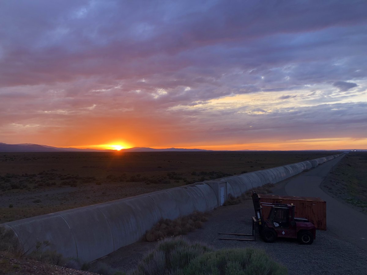 LIGOWA's tweet photo. With O4b starting Wed, #LIGOVirgoKAGRA had a nice Fri night:
➡️ 1st #GravitationalWaves candidate of #O4b!
➡️ 1st Triple Detection with both #LIGO detectors PLUS #Virgo since O3!
➡️ Possible #BBH with EXCELLENT #SkyLocalization!
🌄
AND this happened at #sunset here in the #PNW! https://t.co/vEySbb5x6P