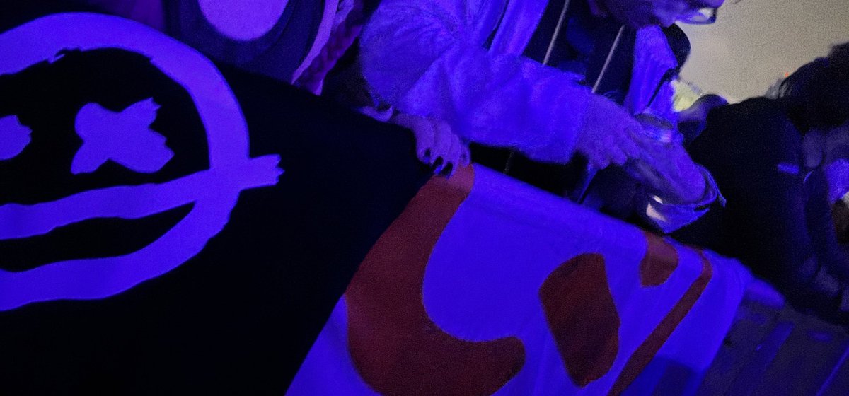 partypplthai's tweet image. #subzeroproject
#SiamSongKranMusicFestival2024 

TIESTO終わりフェンス前確保！
今回の2人はサブゼロメイクで登場でした。

Tシャツをかかげていたら、トーマスさんが指差してくれました！の時は水

出始めと水が止まる時がピンポイントで顔面に水を直撃😎💦