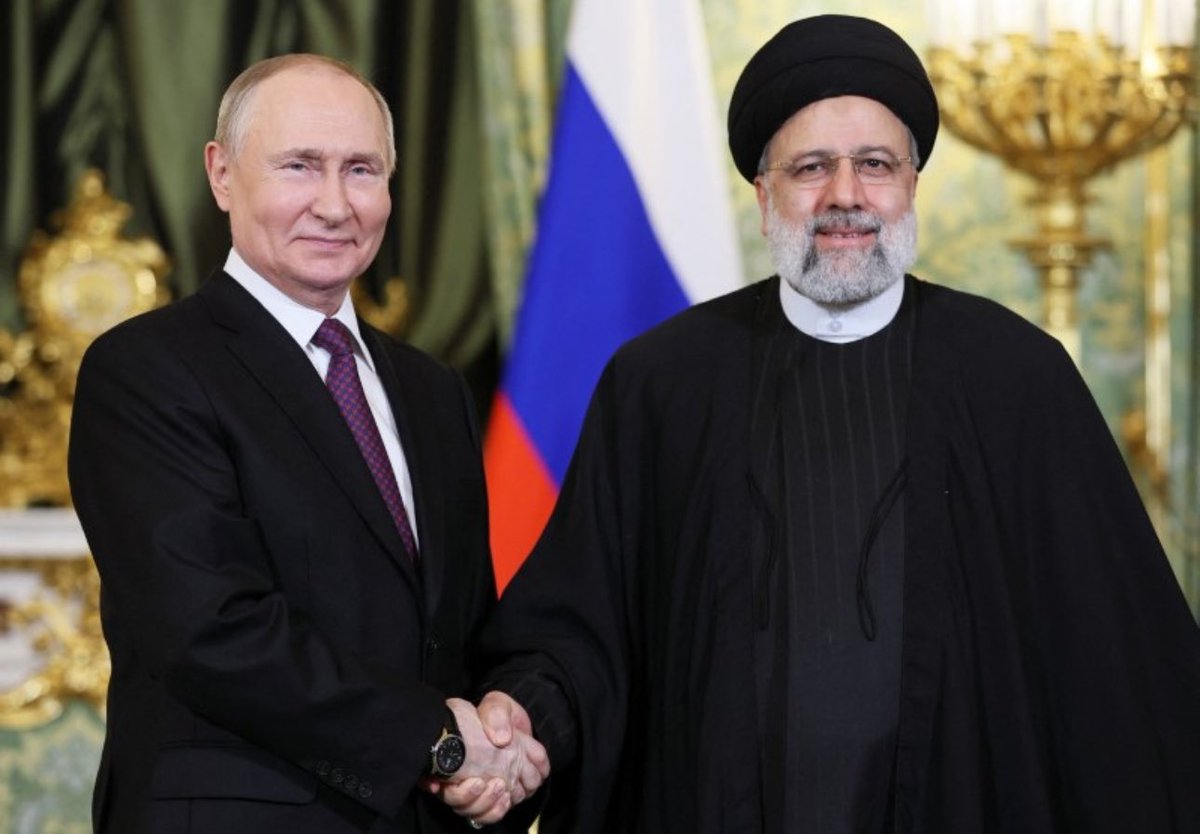 🚨🇷🇺🇮🇷 BREAKING: Russian President Vladimir Putin has declared that RUSSIA will SUPPORT IRAN if the United States attacks Iran's soil in support of Israel.