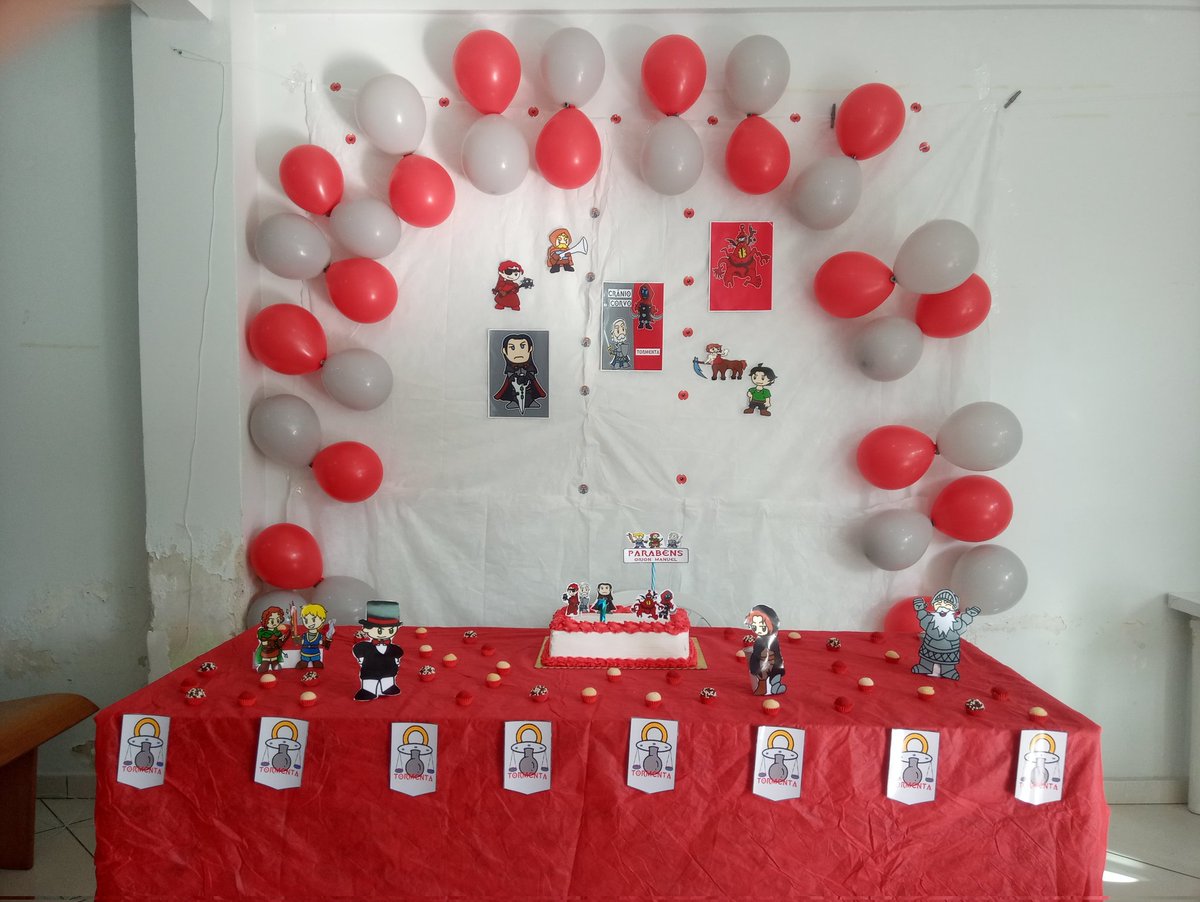 Raia_Vichi's tweet photo. Festa Orion #Tormenta20 O Crânio e o Corvo @leonelcaldela @karensoarele @guilhermesvaldi @Marcelo_Cassaro @RogerioSaladino @JMTrevisan https://t.co/D8WRtf5pRl