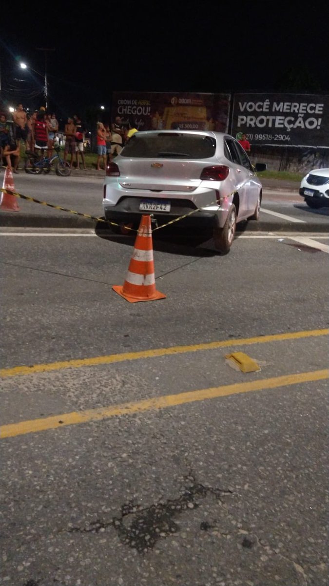 MiliciaNeews2's tweet photo. 🚫 HOMICÍDIO A MANDO DO NARCO MILICIANO #PIPITO 🚫

❌ UM MEMBRO ANTIGO ACABA DE SER EXECUTADO ENFRENTE A ENTRADA DO #AÇO , A VÍTIMA DO  PRÓPRIO VENENO FOI O NARCO MILICIANO CONHECIDO COMO #RAFINHA #DO #AÇO 

#PIPITO TÁ DE MAIS 
#OlhoGrande

PRÓXIMO VAI SER O #PL QUE VAI ❌ https://t.co/PbrOWtTt49