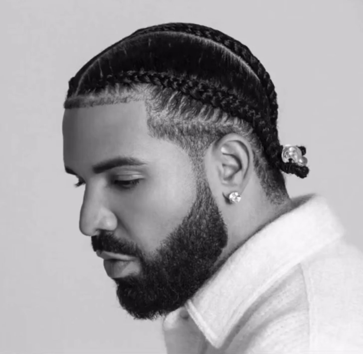 “Drake is better than every other rapper combined; he's the greatest to ever pick up a mic... there are levels to this sh*t” 😳 Adin Ross shares his take on the new diss track by Drake.