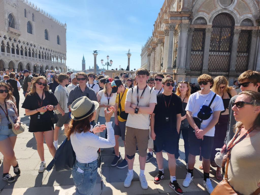 lcisocsci's tweet photo. History Trip 2024: Day 2 in Venice https://t.co/gEaimLmfMd