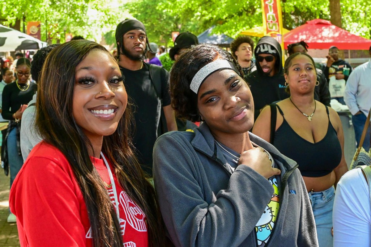 ClaflinComm's tweet photo. That smile and a Claflin creed! #cbash24 #claflinuniversity https://t.co/0AWNy8okEF