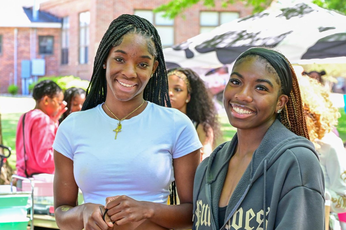 ClaflinComm's tweet photo. That smile and a Claflin creed! #cbash24 #claflinuniversity https://t.co/0AWNy8okEF