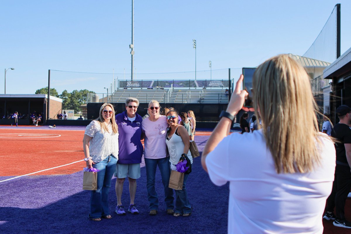 Welcome back UCA Softball alumni! 

#BearClawsUp