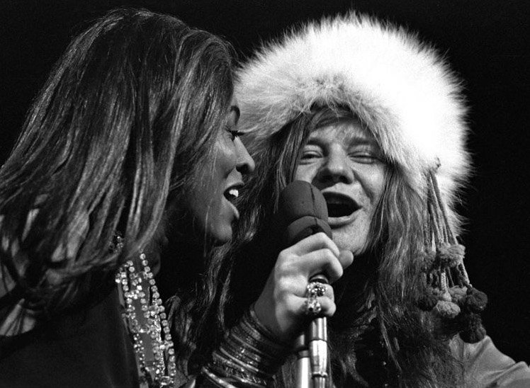 Tina Turner & Janis Joplin Photo by Harry Benson.