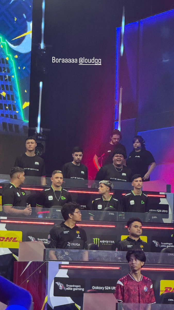 tuitaste's tweet image. Bora louddddd porraaaaa @LOUDgg #Snapdragon  #proseries #mobilemasters #freefire
