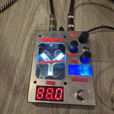 Knot2serious's tweet photo. This pedal does time delay, for sure. I'm worried it may also be a looper &amp; something may go wrong. Because, I don't want to get stuck in 1955.

I don't want to get stuck in 1955.
I don't want to get stuck in 1955.
I don't want to get stuck in 1955.

Wait, what happened? https://t.co/4O2k9P7yMT