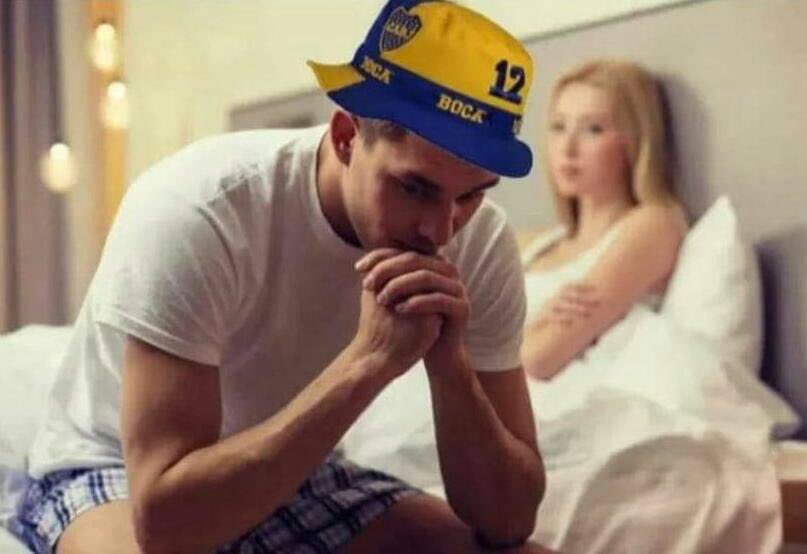 - seguro está pensando en otra
- Por favor martes cueste lo que cueste