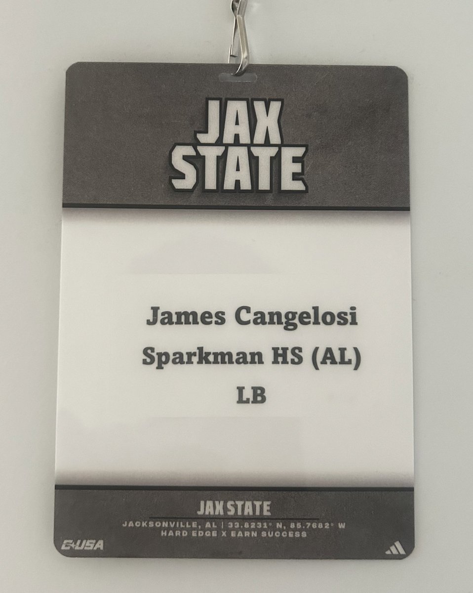 Was blessed to get to go to @JaxStateFB today! I had a great time and hopefully get to come back again! #HardEdge @RealCoachRod @coach_willgreen @Coach_Dressler @Rhett_Rod @BankstonNic @Coach_Suits @CoachLOlson @z_cange @Coach_Crowson @SenatorsFB