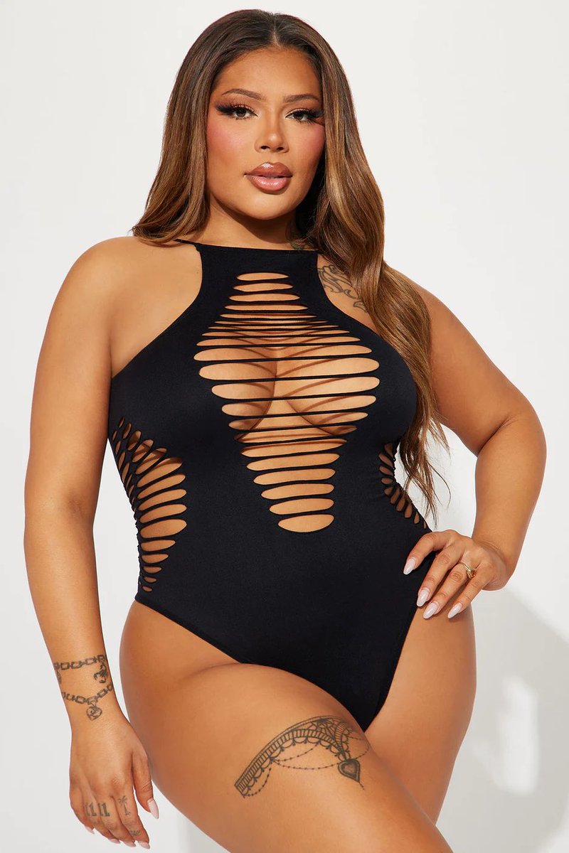 Be sexy in our new Seamless Shredded Racer Back Thong Bodysuit! ❤️💄💋
curvynbeautiful.com/products/plus-…
#curvynbeautiful #plussizelingerie #CurvesConfidence #bodysuit #loveyourbody #loveyourselffirst