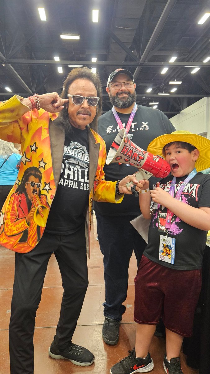 @RealJimmyHart, thank you so much for taking time for a quick meet & greet with myself and my son. You're a legend and an icon in the professional wrestling community. Such a nice guy!