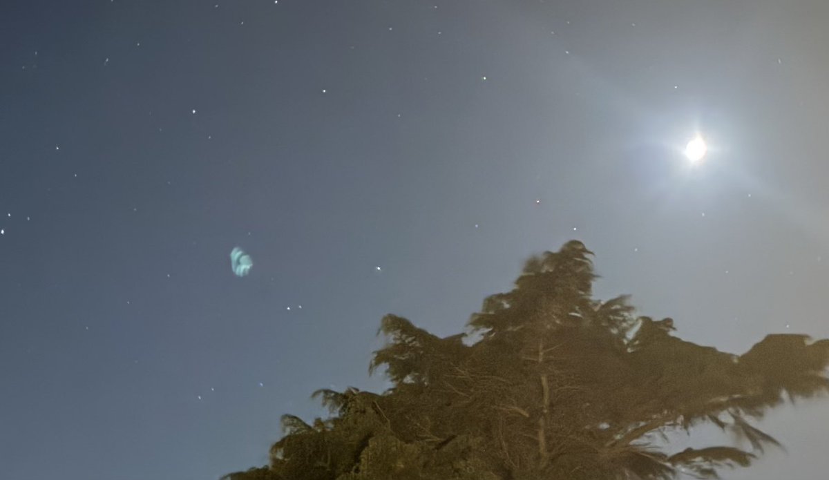 #strange
My phone captured a strange thing over the sky while taking night shot in my phone. What is this?

#nightphotogrphy #astrology #ASTRO <a href="/BBCNews/">BBC News (UK)</a> <a href="/SkyNews/">Sky News</a> <a href="/cnnbrk/">CNN Breaking News</a> <a href="/Channel4News/">Channel 4 News</a>