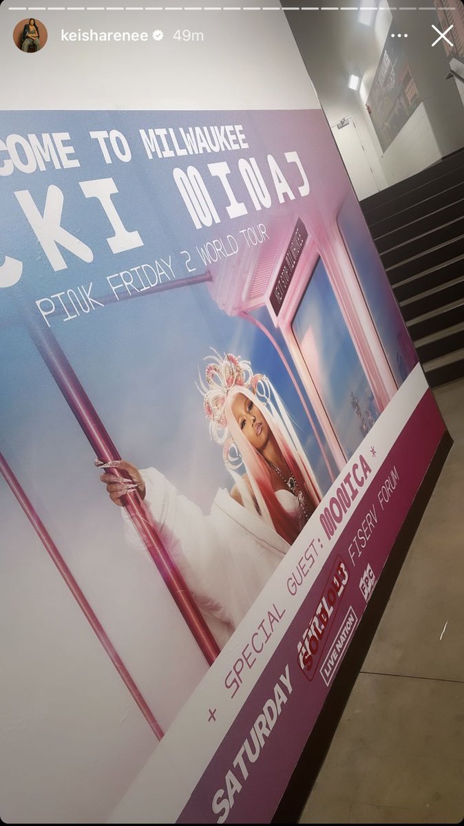 🎟️ | @NICKIMINAJ’s team is already at the @FiservForum for tonight’s #GagCityMilwaukee, confirmed to be SOLD OUT! (📸: @keisharenee)