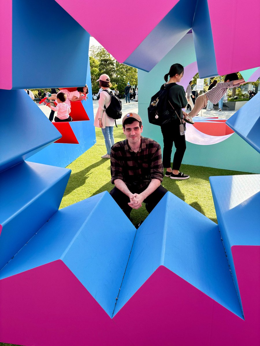 Trevor Basset tweet media