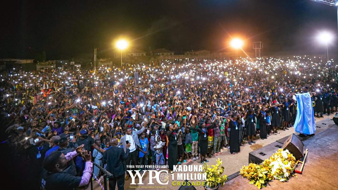rev_yinkayusuf's tweet photo. Day 4 of
Kaduna one million crusade.
I preached on the topic come out from among them!
Multitude came out to give their lives to Jesus.
Tomorrow is the last day, it will be a blast.  The God of miracles will show up again.
#BACK2GOD. https://t.co/rx3thR72SS