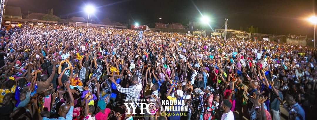rev_yinkayusuf's tweet photo. Day 4 of
Kaduna one million crusade.
I preached on the topic come out from among them!
Multitude came out to give their lives to Jesus.
Tomorrow is the last day, it will be a blast.  The God of miracles will show up again.
#BACK2GOD. https://t.co/rx3thR72SS