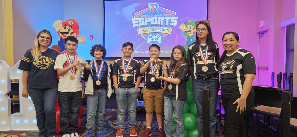 Ocelotscode's tweet image. 🥈🎮Super proud to be sharing the winning stage with @TeacherAleman @PLE_Panthers Esports team! &quot;Let&apos;s A GOOOO&quot; @LosFresnosCISD Esports!🎮🥉 #Region1Esports