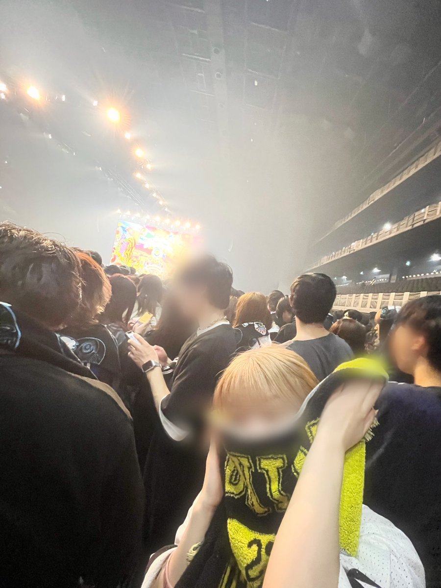 1123__321's tweet photo. 1週間前にリセールで勝ち取ったチケット
全落ちして会えないと思ってたからまさかのまさかで最高すぎた！セトリもよかったし楽しかった〜！ありがとうRAD
#RADWIMPS 
#RADWIMPSWORLDTOUR2024 https://t.co/Gtwy2VAFNR