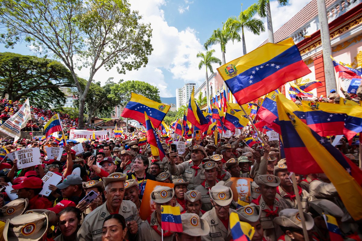 Nicolás Maduro tweet media