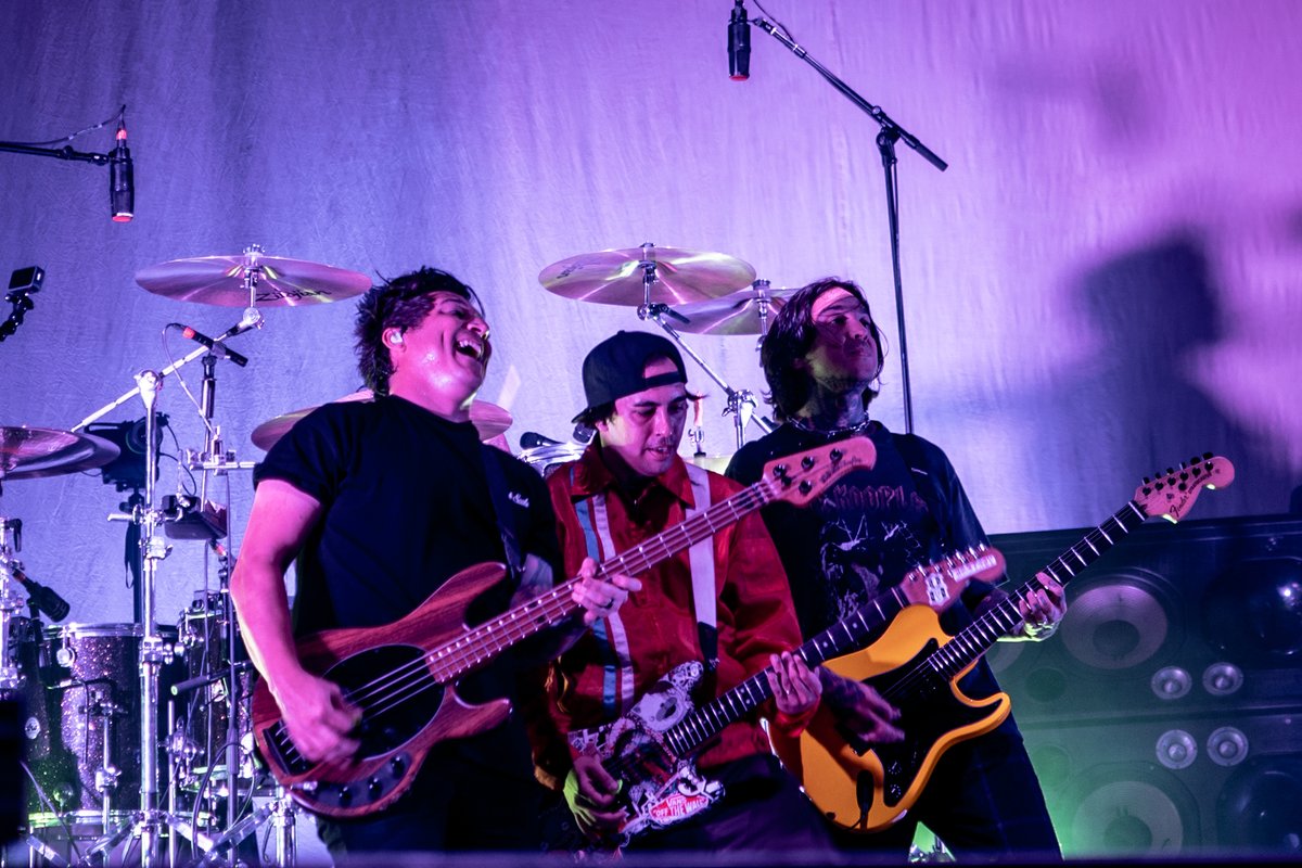 rmdowd's tweet photo. .@piercetheveil during their sold-out show at Alexandra Palace tonight! https://t.co/h2Z5oTIL04