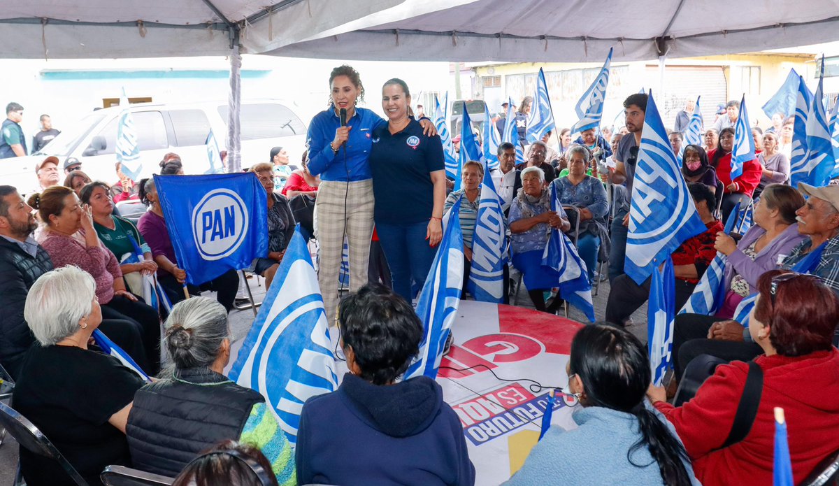 Malena_Pan's tweet photo. Con @gina_campuzano en el Senado, las mujeres tendrán una voz guerrera. 

Con fuerza y corazón, estamos listas para ganar esta elección y construir un futuro donde todas seamos escuchadas. #MxSinMiedo #GinaAlSenado 🩷💙 https://t.co/eupcRmWzdD
