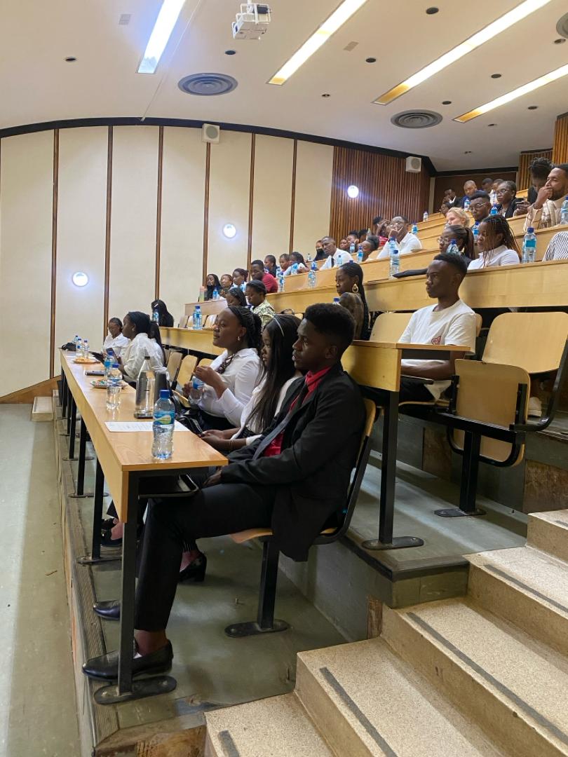 UNAMLSC's tweet image. On the 10th of April, the ULSC facilitated a successful panel discussion. Pictured is the days event,  which was filled with insightful knowledge on the Topic of Oil and Gas. #Lawweek