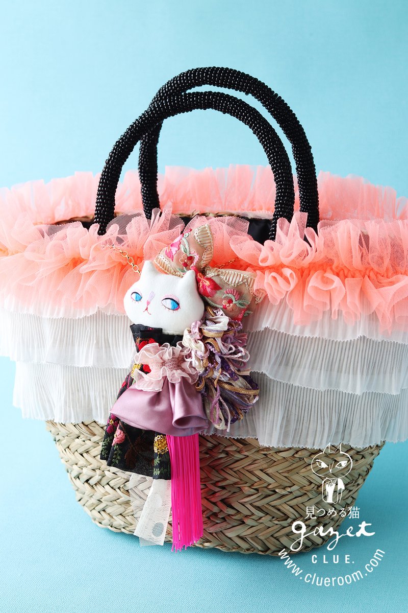 clue.　ガゼット 人形作家 clue.【 gazet 】見つめる猫 (@clue_gazet) • Instagram