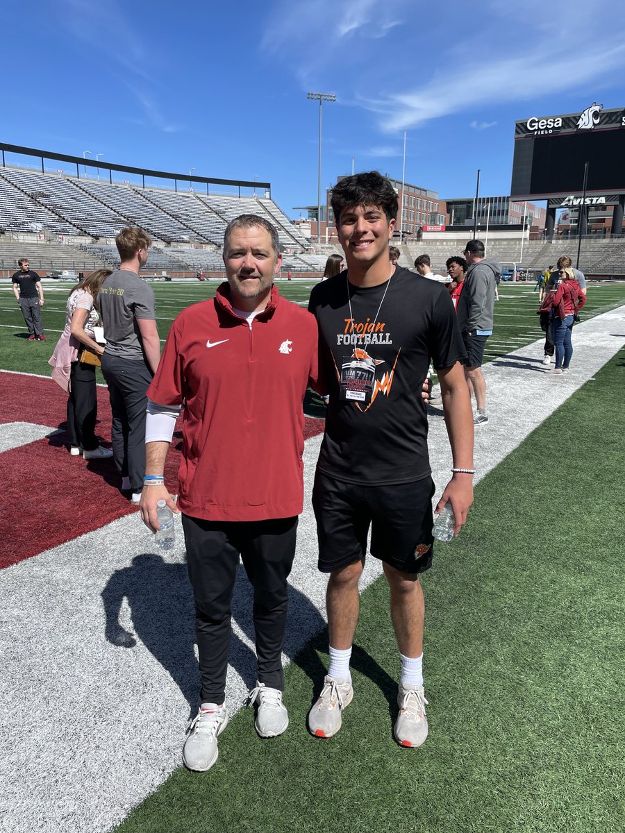 TyrasBlake's tweet photo. Had a fun day at WSU Junior Day ⁦@WSUCougarFB⁩ ⁦@WhitworthN⁩ ⁦@CoachDickert⁩ https://t.co/35oqHGGDAa