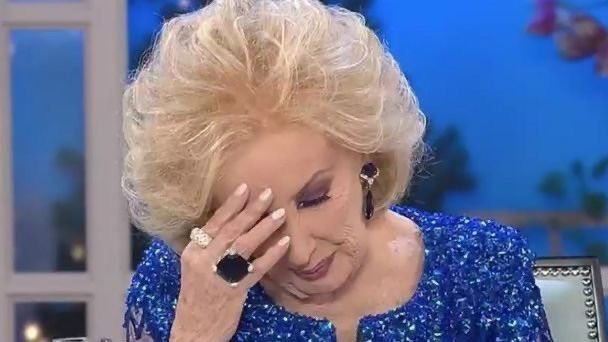 caireydecopas's tweet photo. Milei regresa a Argentina por los sucesos en Medio Oriente,para coordinar "las acciones con los líderes del mundo..."
Y a la gente de Bahía Blanca les dijo que se arreglen solos... https://t.co/3QHZNi25wa