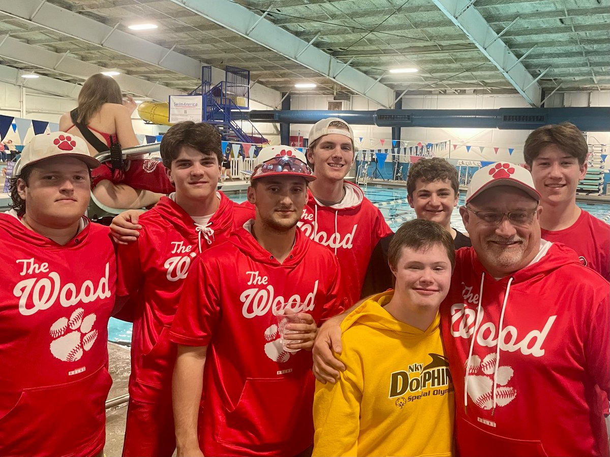 BeechwoodTigers's tweet photo. Today was more about baseball for our guys! We had the honor of playing in the Mike Epplen Philanthropic Fundraiser.  @Conner_Baseball  beat us 6-0 and they played well.
Congrats to them. Then we volunteered at the Special Olympics at Silverlake.  @laird8m 
was amazing! https://t.co/kRvvVjO5HE