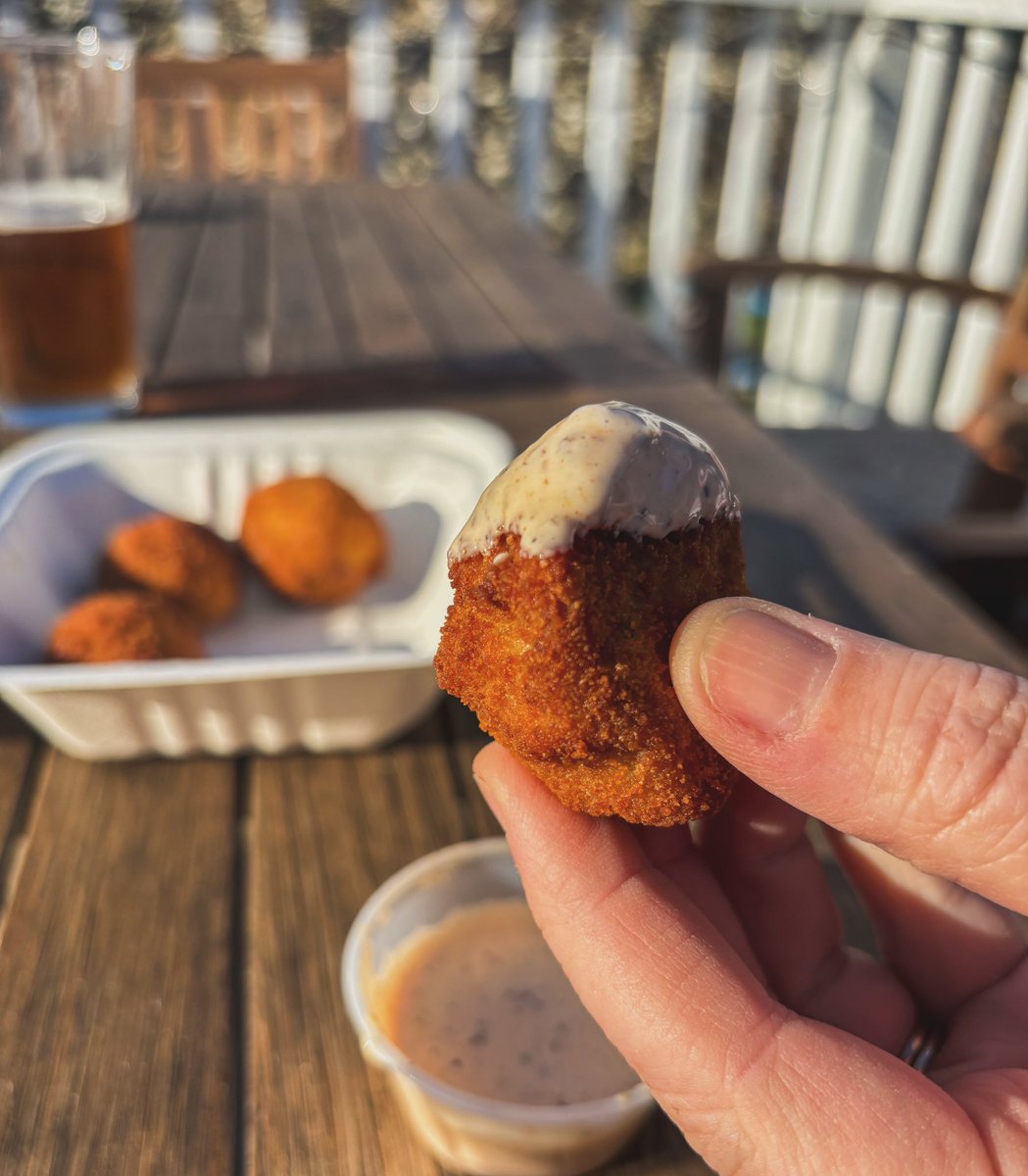 smokingeorgebbq's tweet photo. Crispy pork stuffed tater tots dipped in our homemade  tot sauce. Bet you can’t have just one! 
#nanaimo #vancouverisland #bbq #eatlocal https://t.co/YGEqqHECp9